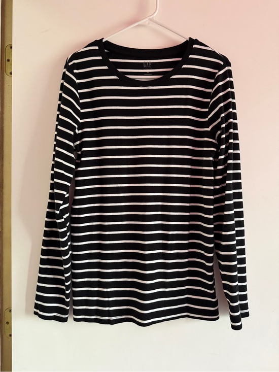 GAP Tops - GAP Factory Modern Stripe Long Sleeve Crewneck T-Shirt